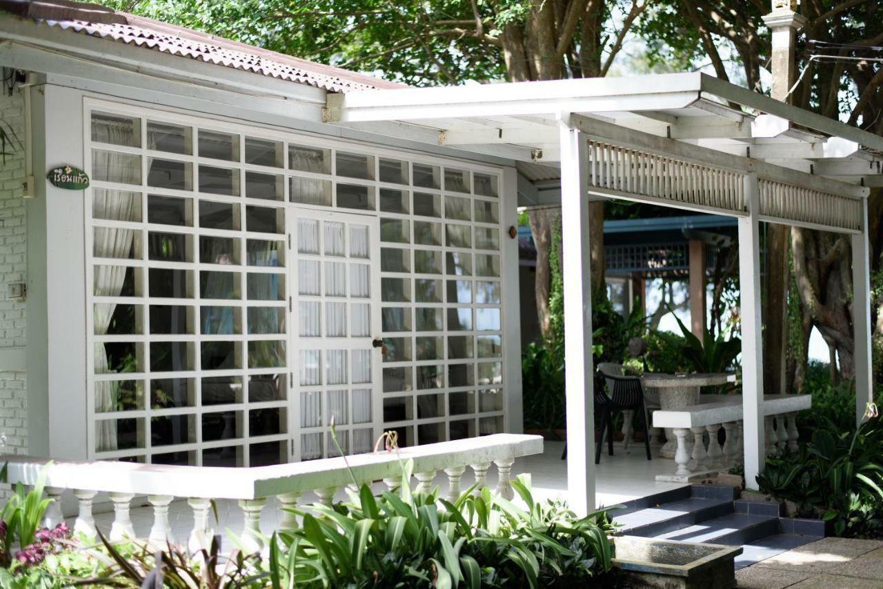 Baan Kratom Tong By The Sea Villa Cha-Am Exterior photo